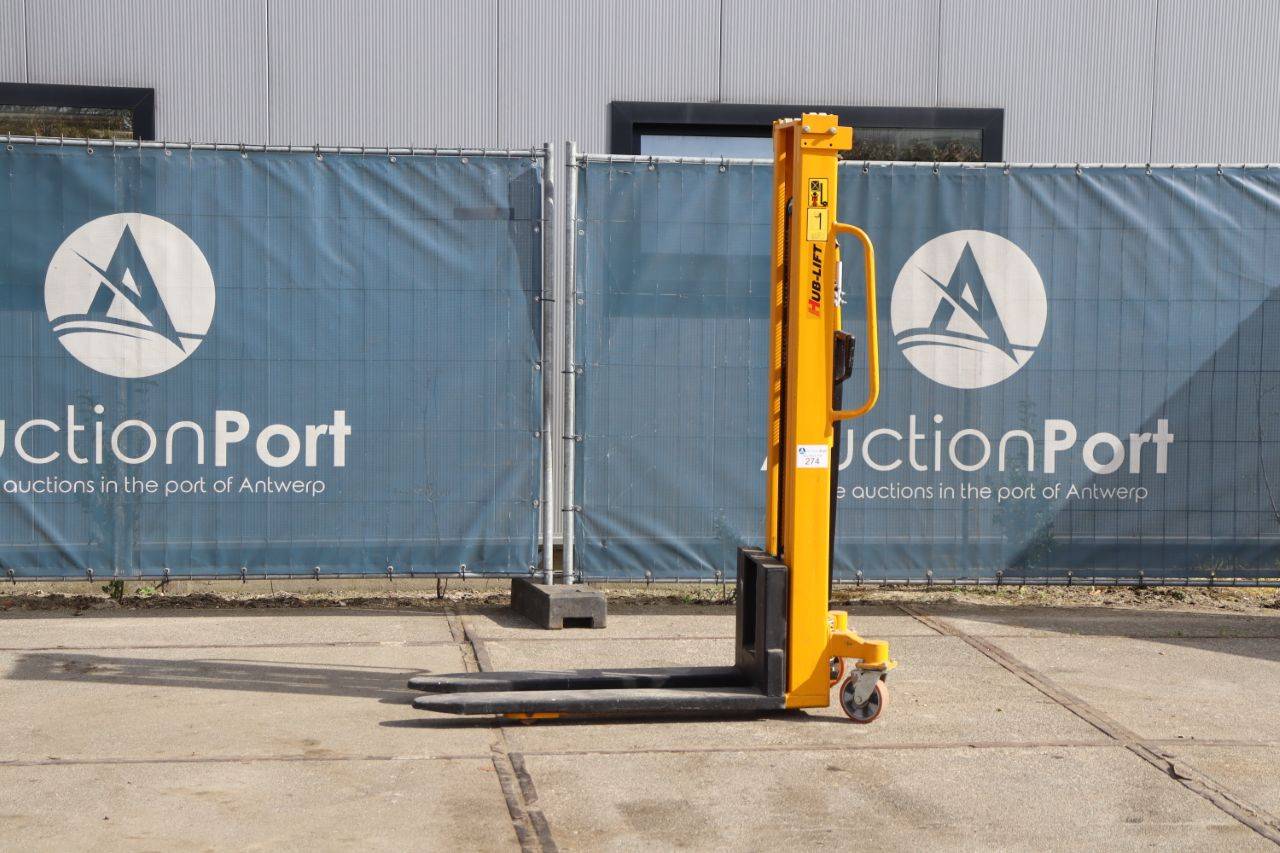 Stacker Hub-Lift Manual 100kg 2.88m
