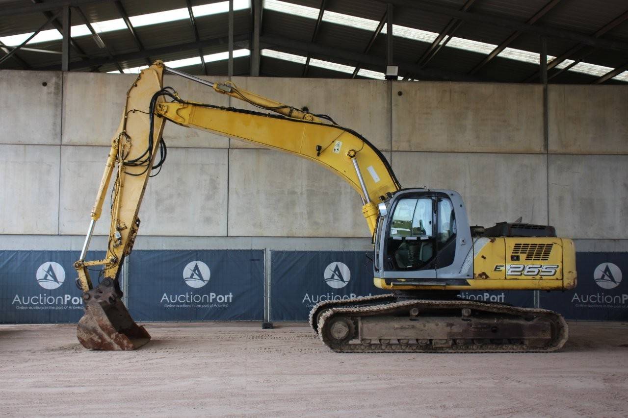 Crawler excavator New Holland E265 Diesel 2007