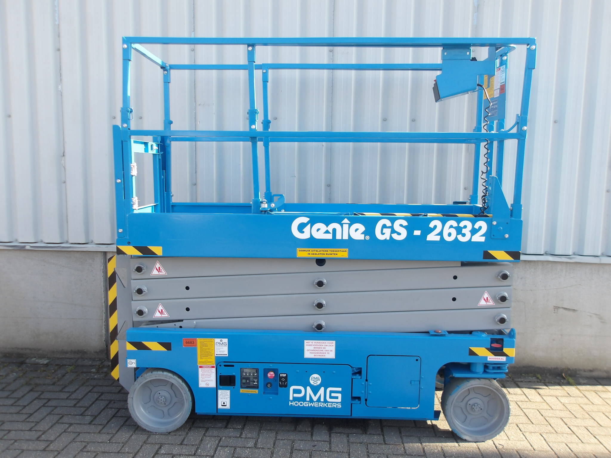 Scissor Lift Genie GS-2632 9.96m Electric 2016
