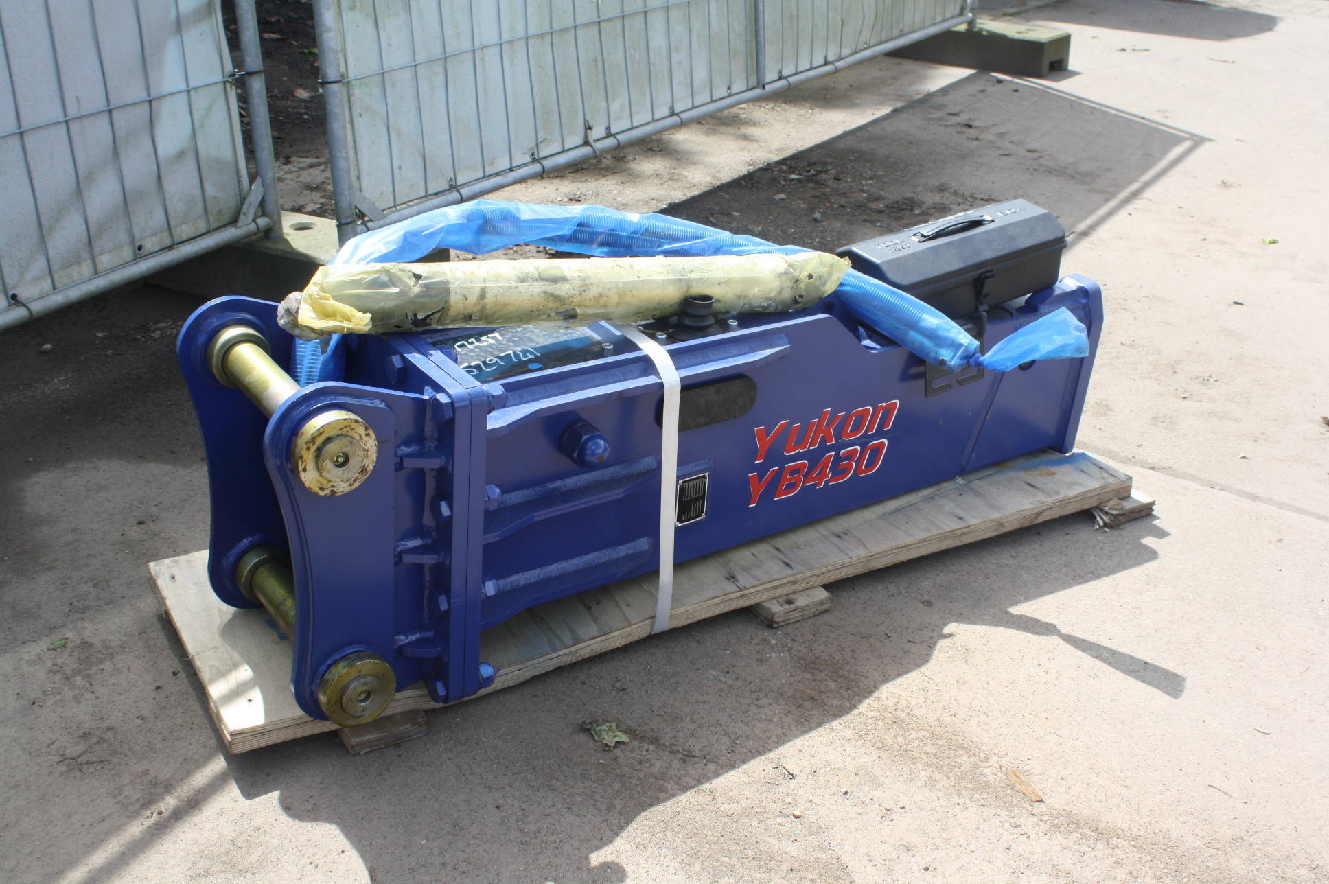 Yukon YB4-30 Demolition Hammer 2026 New