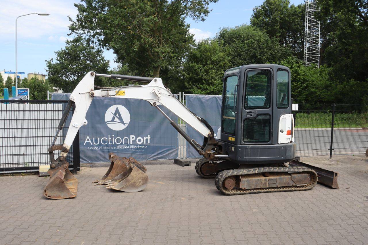 Crawler excavator Bobcat E35 Diesel 24kW 2017