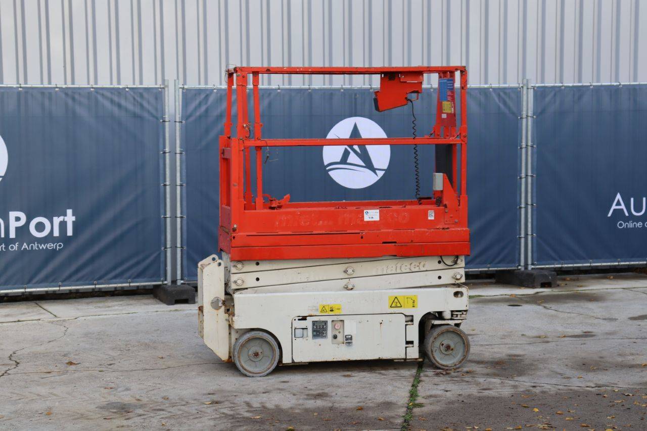 Scissor lift Genie GS-1532 Electric 6.6m 2013