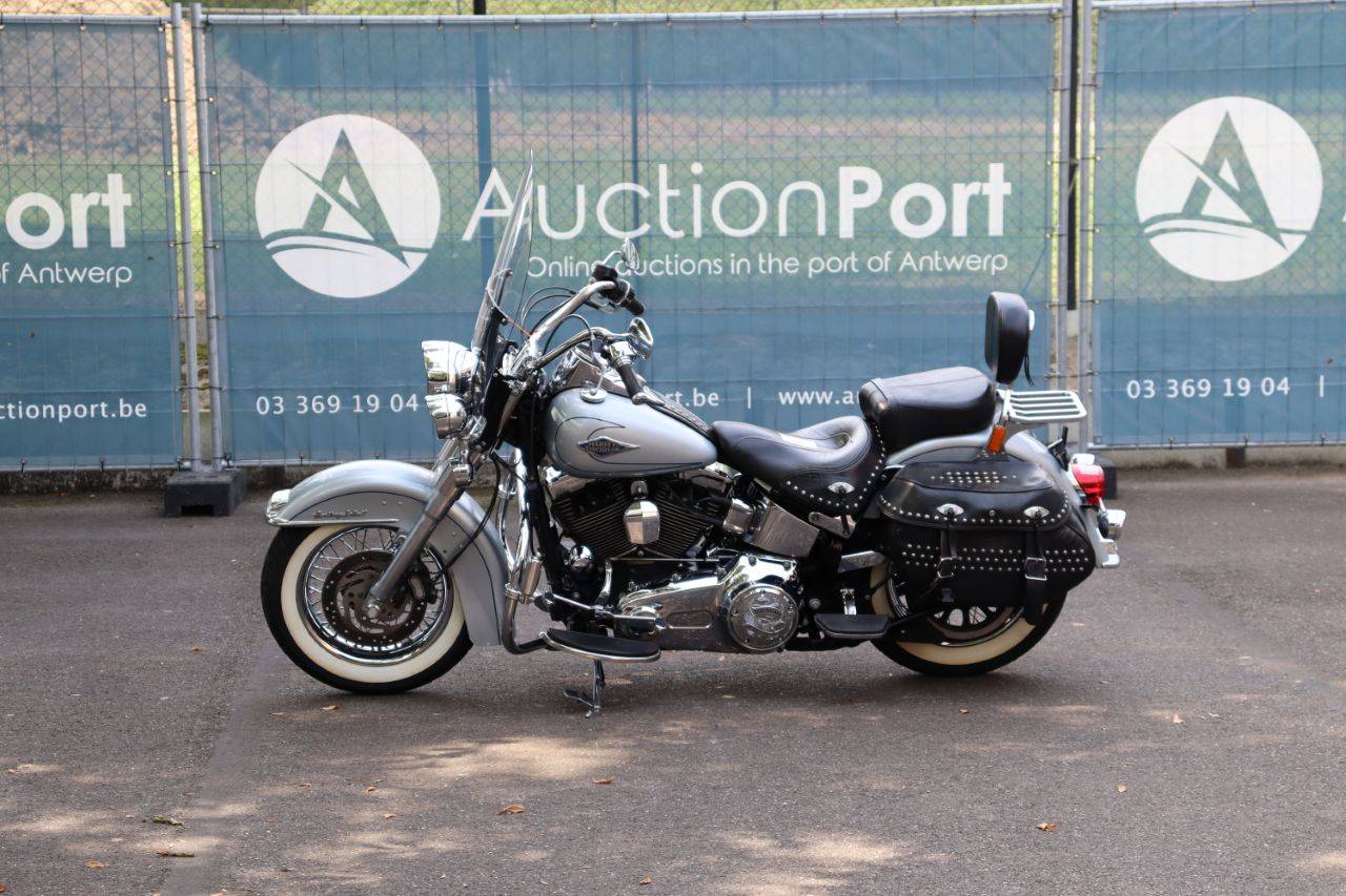 Harley-Davidson Heritage Softail Gasoline 2010