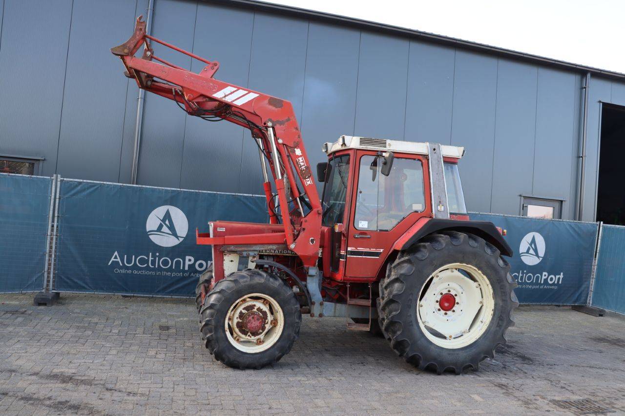 Tractor International 845AXL Diesel 60kW 1982 (Margin)