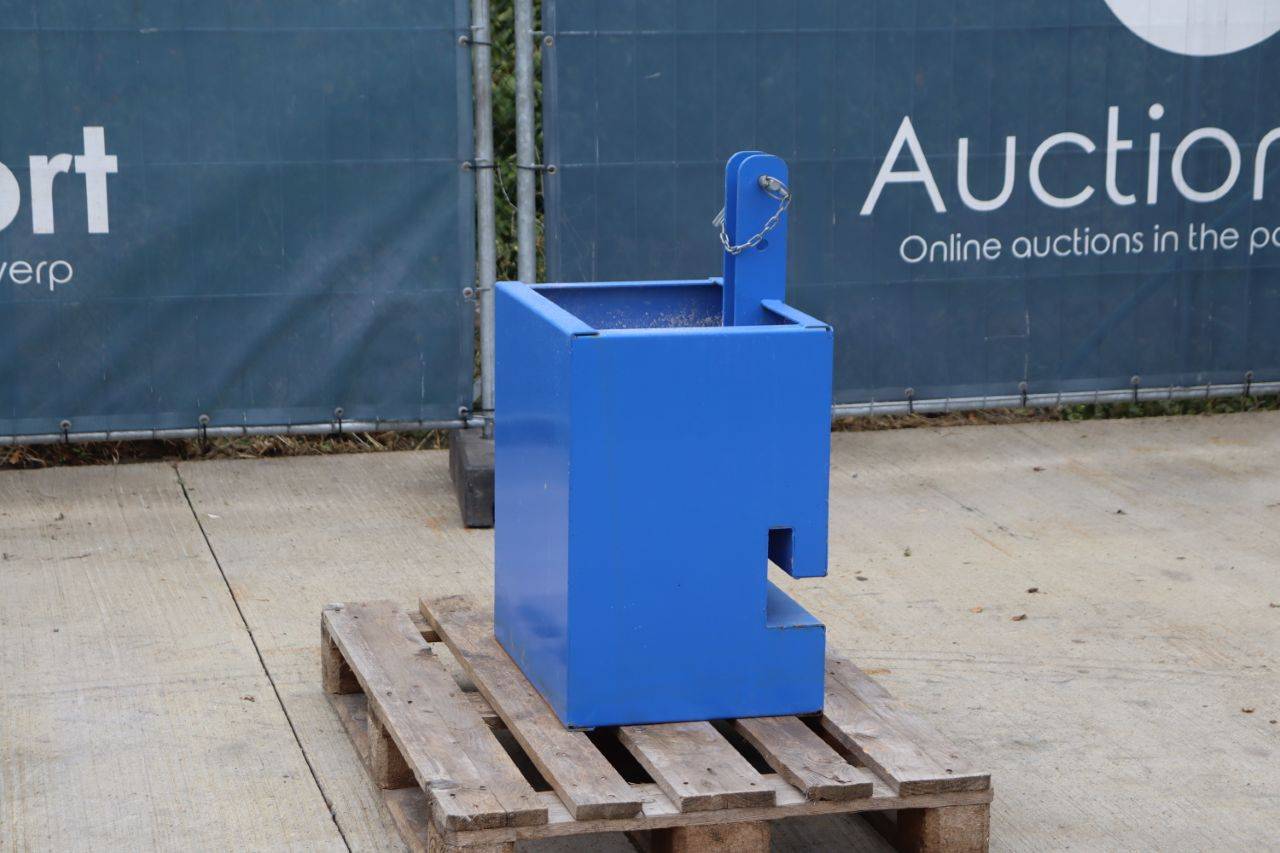 Front weight (Margin)