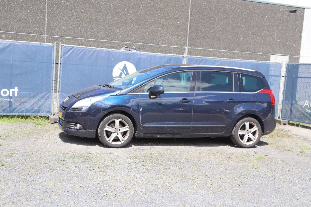 Stationwagen Peugeot 5008 Benzine 157pk 2011 (Marge)
