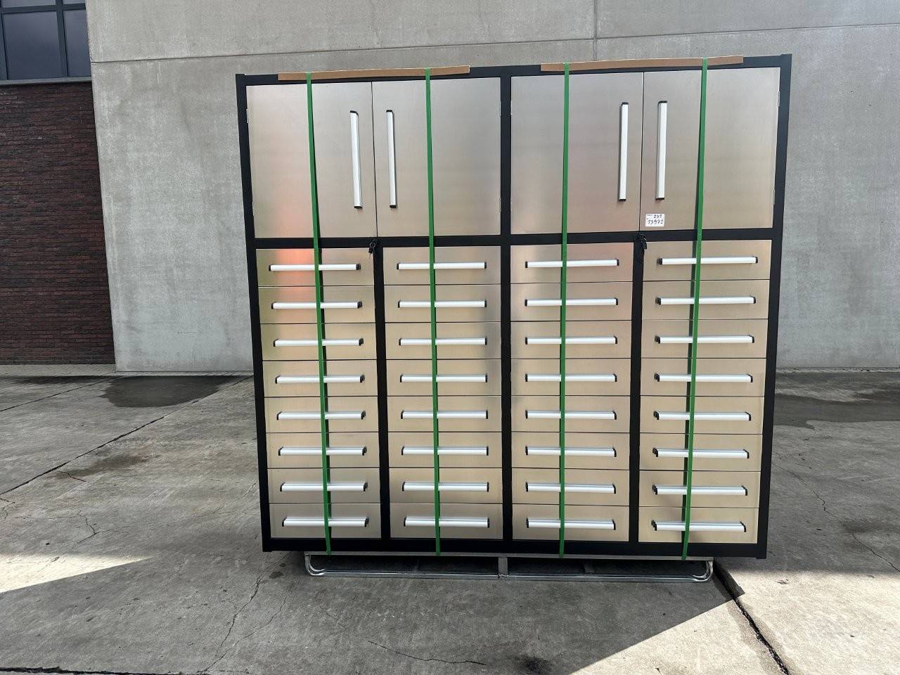 Workshop cabinet H7FT-16D-01A 2026