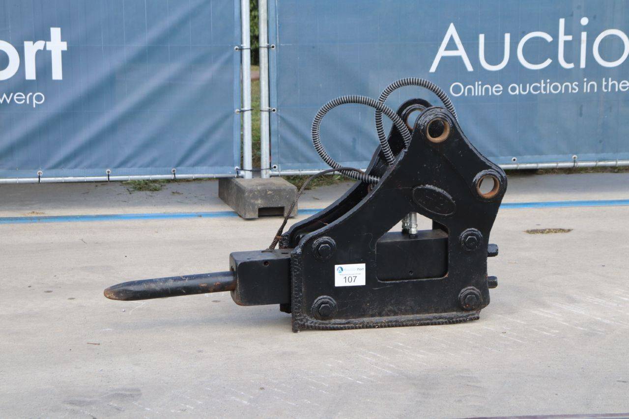 Demolition hammer