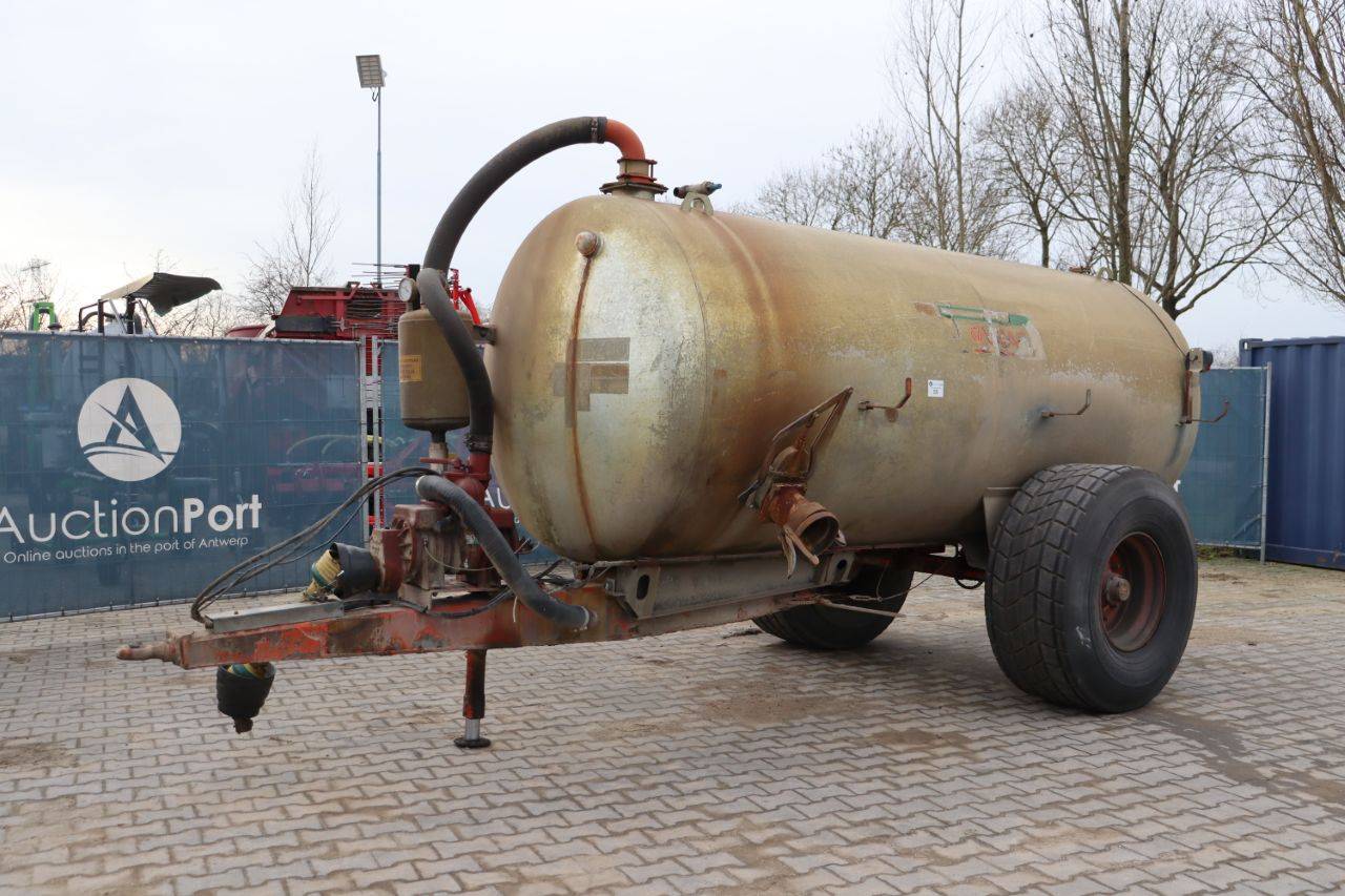 Water tank Vaia MB80 8000L 2011