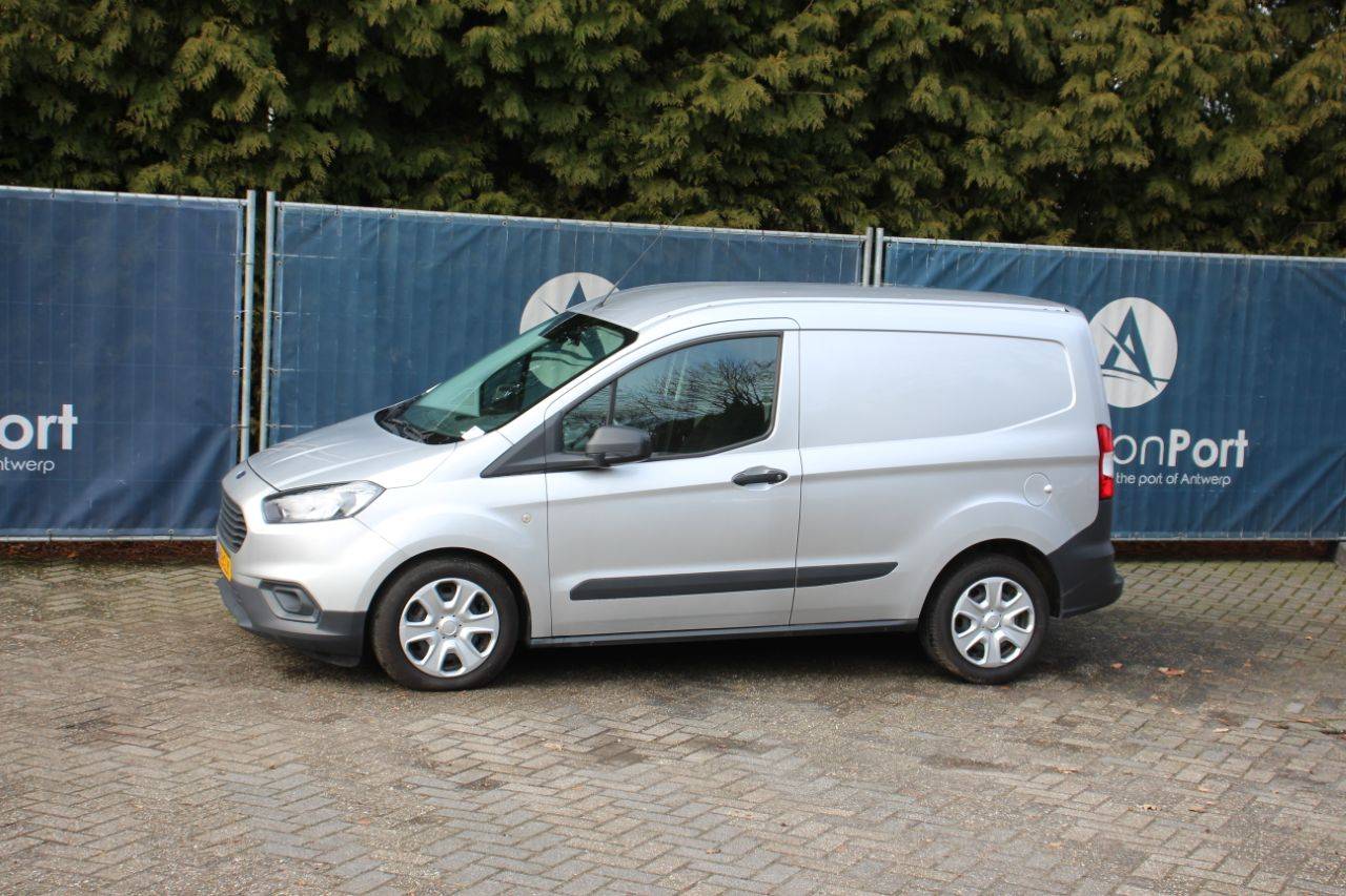Ford Transit Courier 1.5 TDCI Trend Duratorq S&S Diesel 75hp van 2020