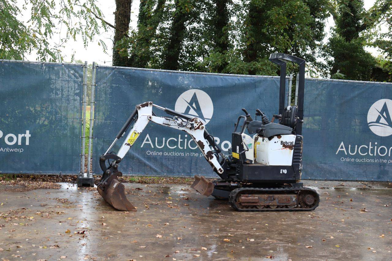 Mini-pelle Bobcat E10 Diesel 2017