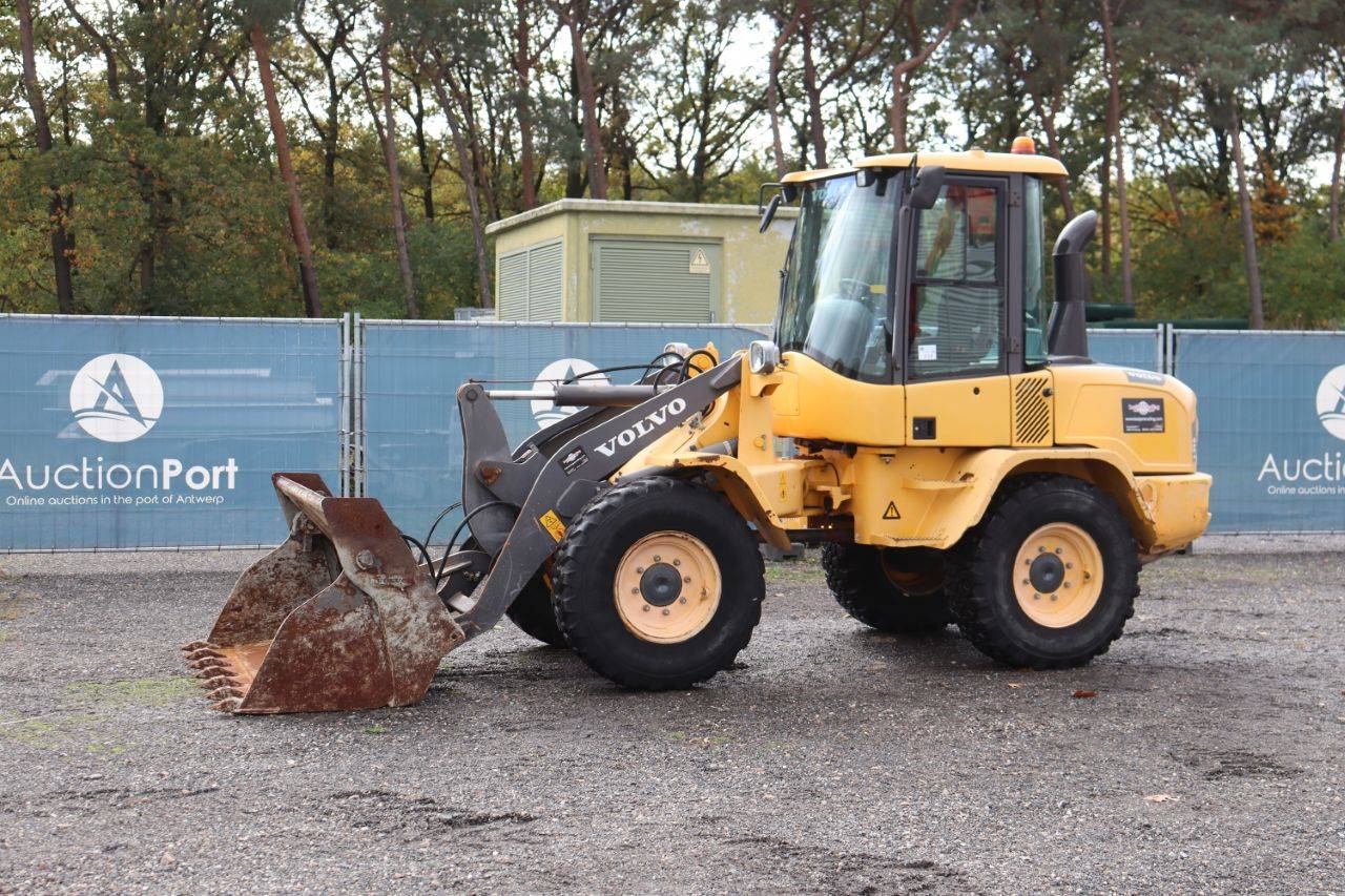 Wheel loader Volvo L35G Diesel 55.4kW 2016