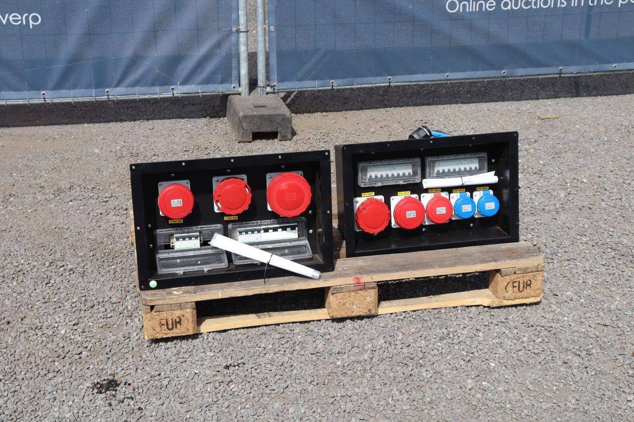Batch of Schneider CBR25-SCH 230/400V 2022 Power Distribution Boxes