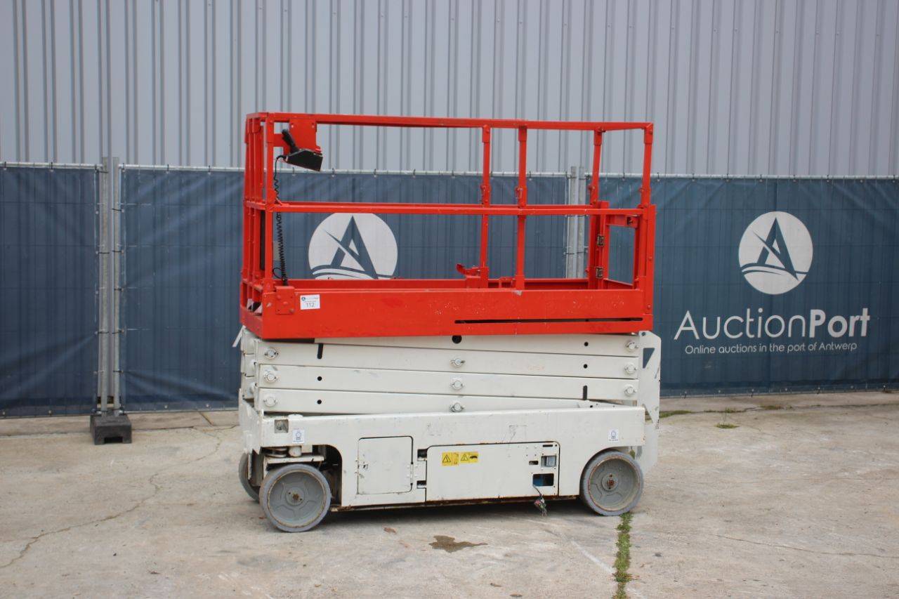 Scissor lift Genie GS2632 Electric 9.9m 2012