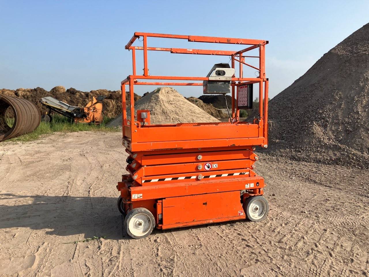 Scissor Lift Skyjack SJIII-3219 Electric 7.8m 2013