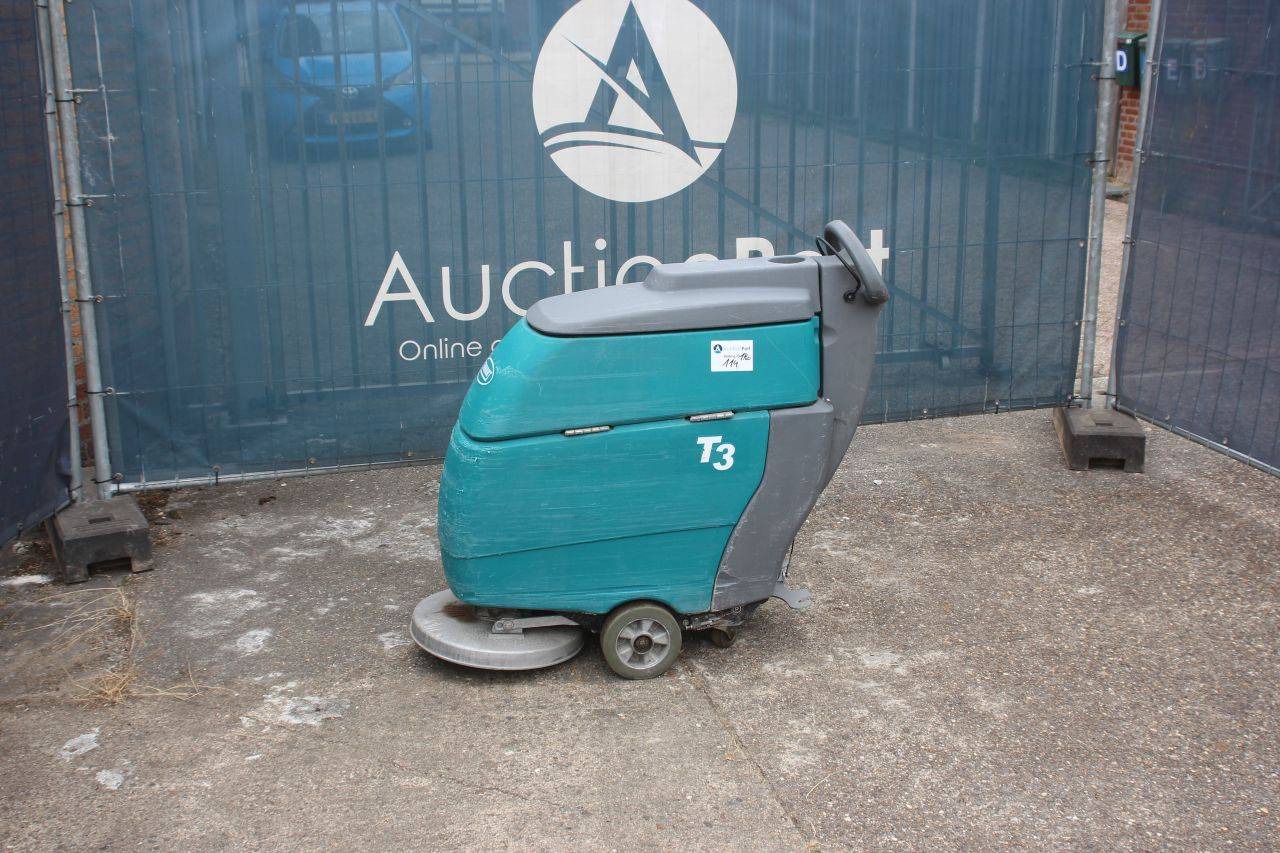 Tennant T3 Electric Scrubber 670W 2006