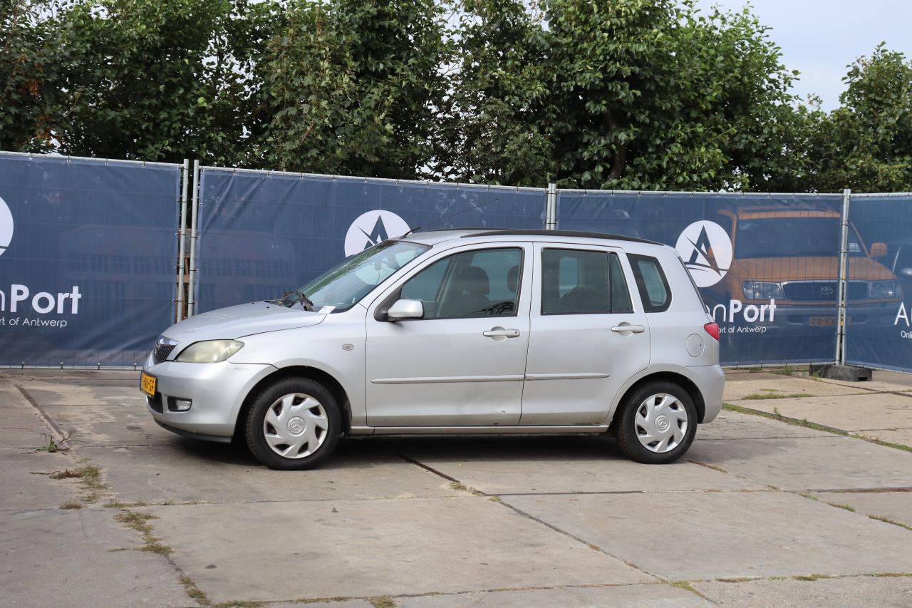 Mazda 2 Passenger Car Petrol 80hp 2003