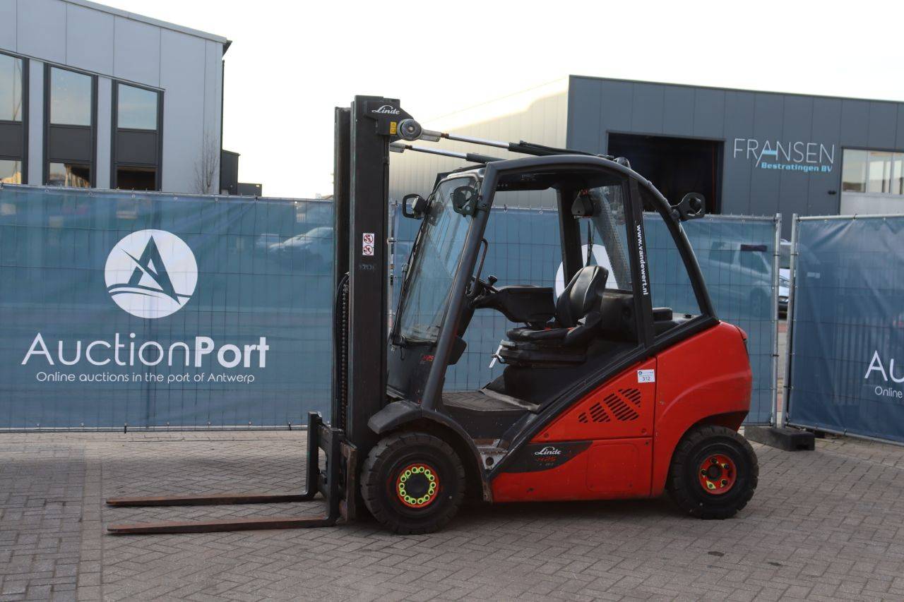 Forklift Linde H25D-02 Diesel 2500kg 2014