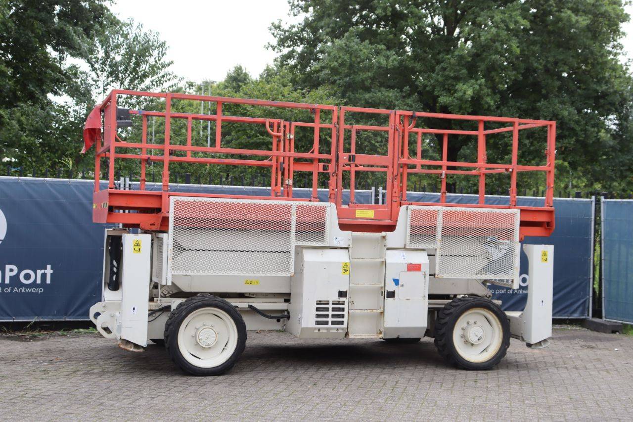 Scissor lift Genie GS-3390 Diesel 12m 2012