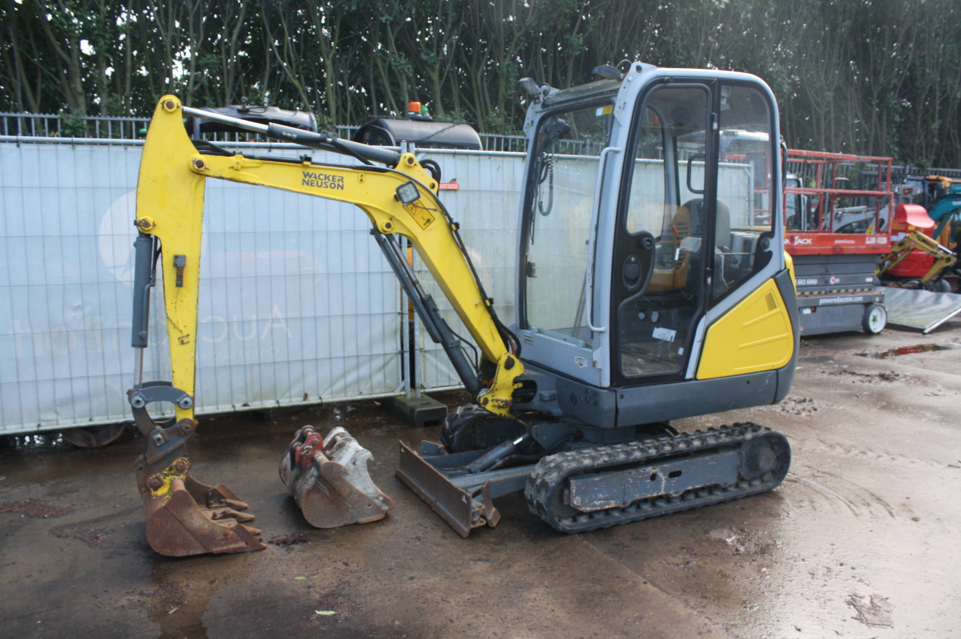Mini excavator Wacker Neuson ET18 Diesel 2012