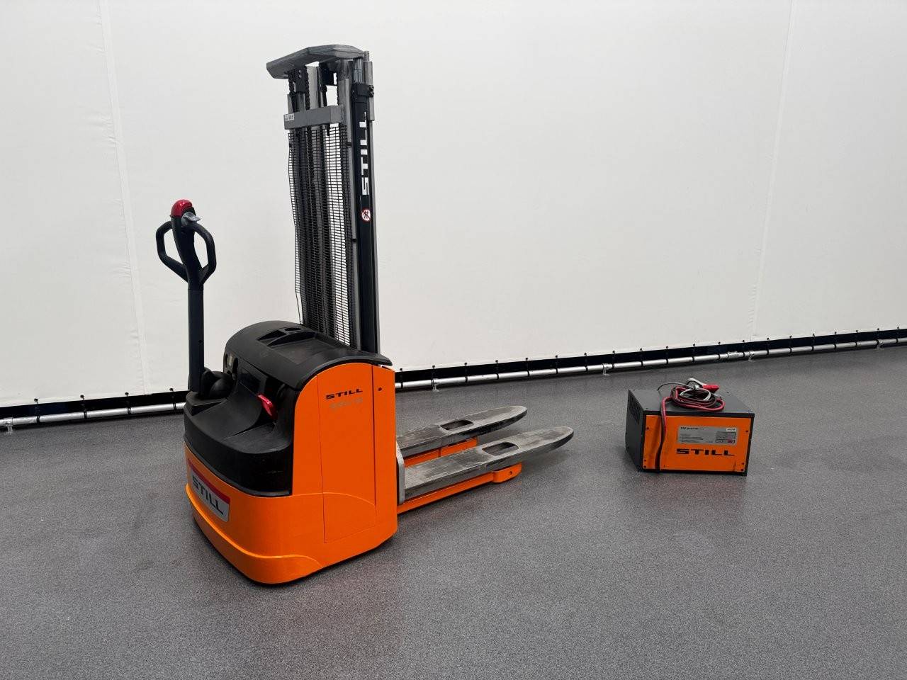 Electric stacker Still EGV14 Electric 1400kg 2.93m 2007