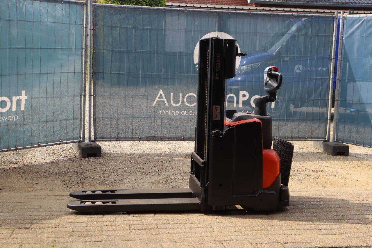 Toyota SWE200D Electric Stacker 2000kg 2020