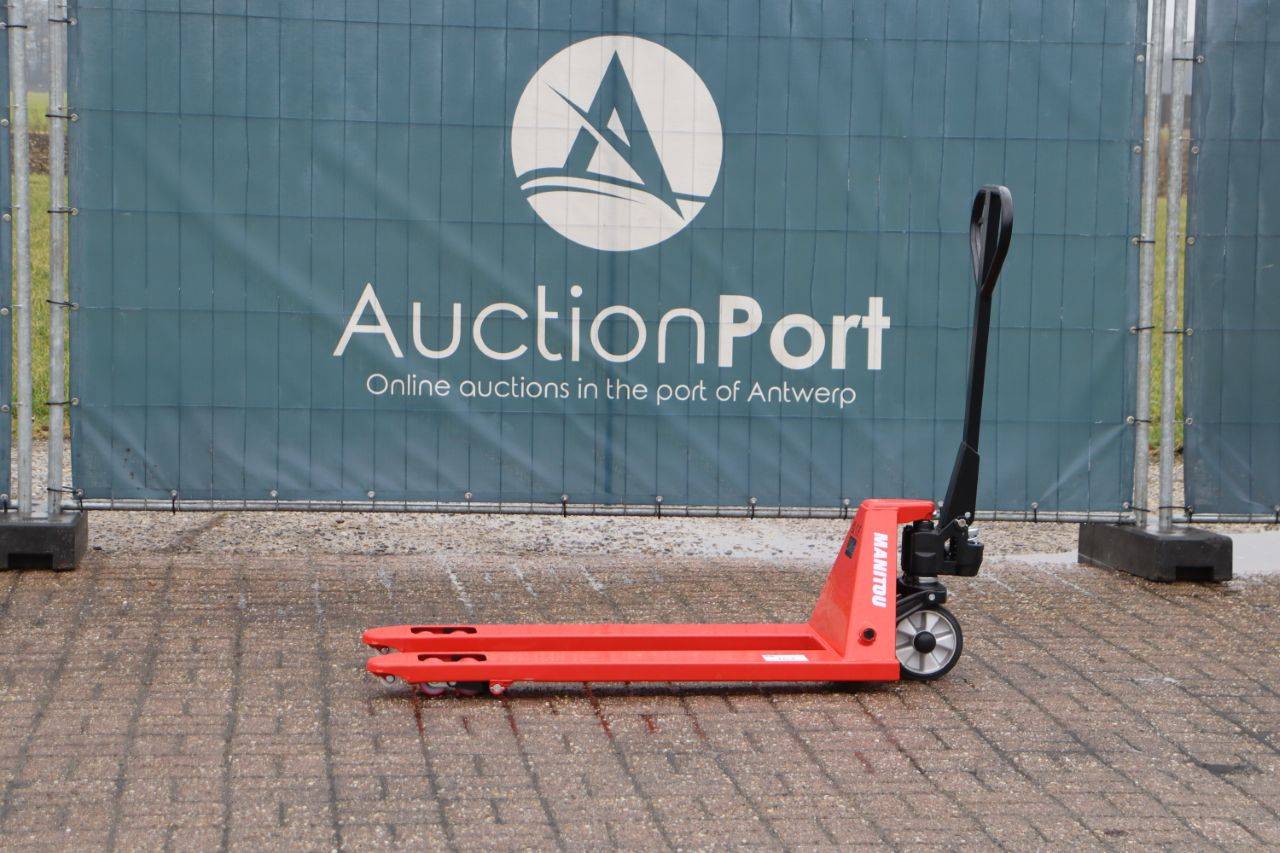 Pallet truck Manitou 2500kg 2023