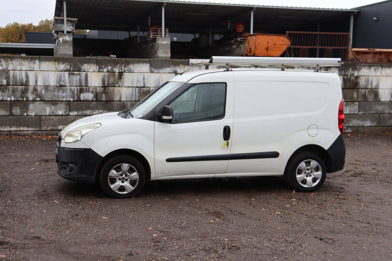 Fiat Doblo Diesel 90hp 2011 Van