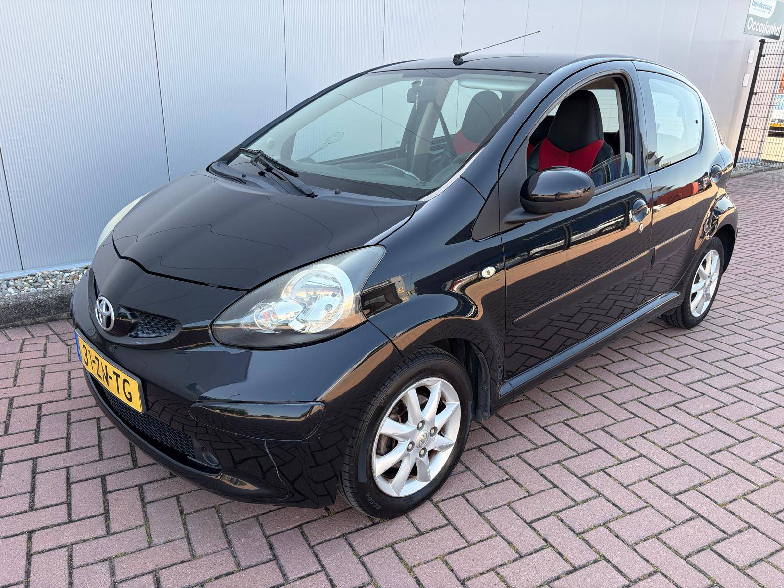 Passenger car Toyota Aygo Petrol 2008 (Margin)