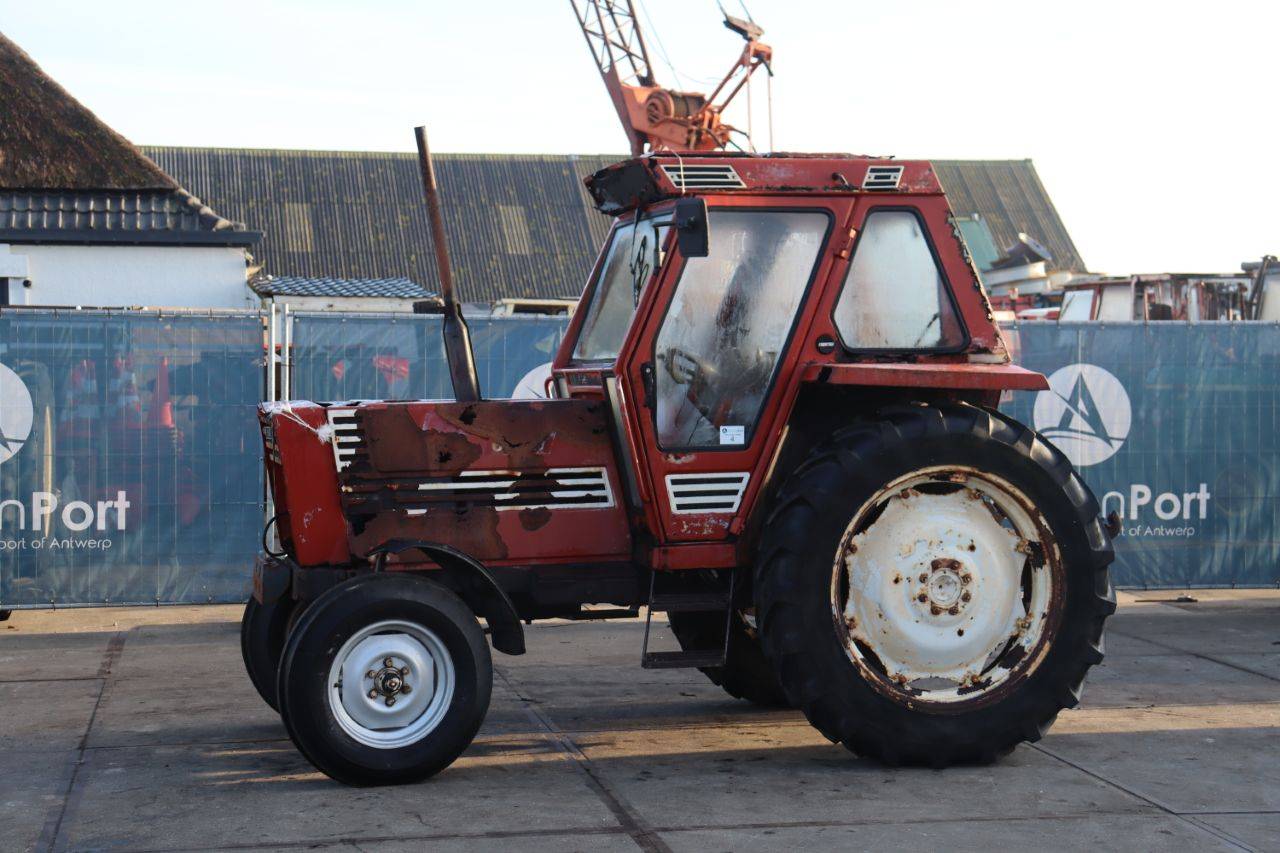 Tractor Fiat 680 Diesel 50kW (Margin)