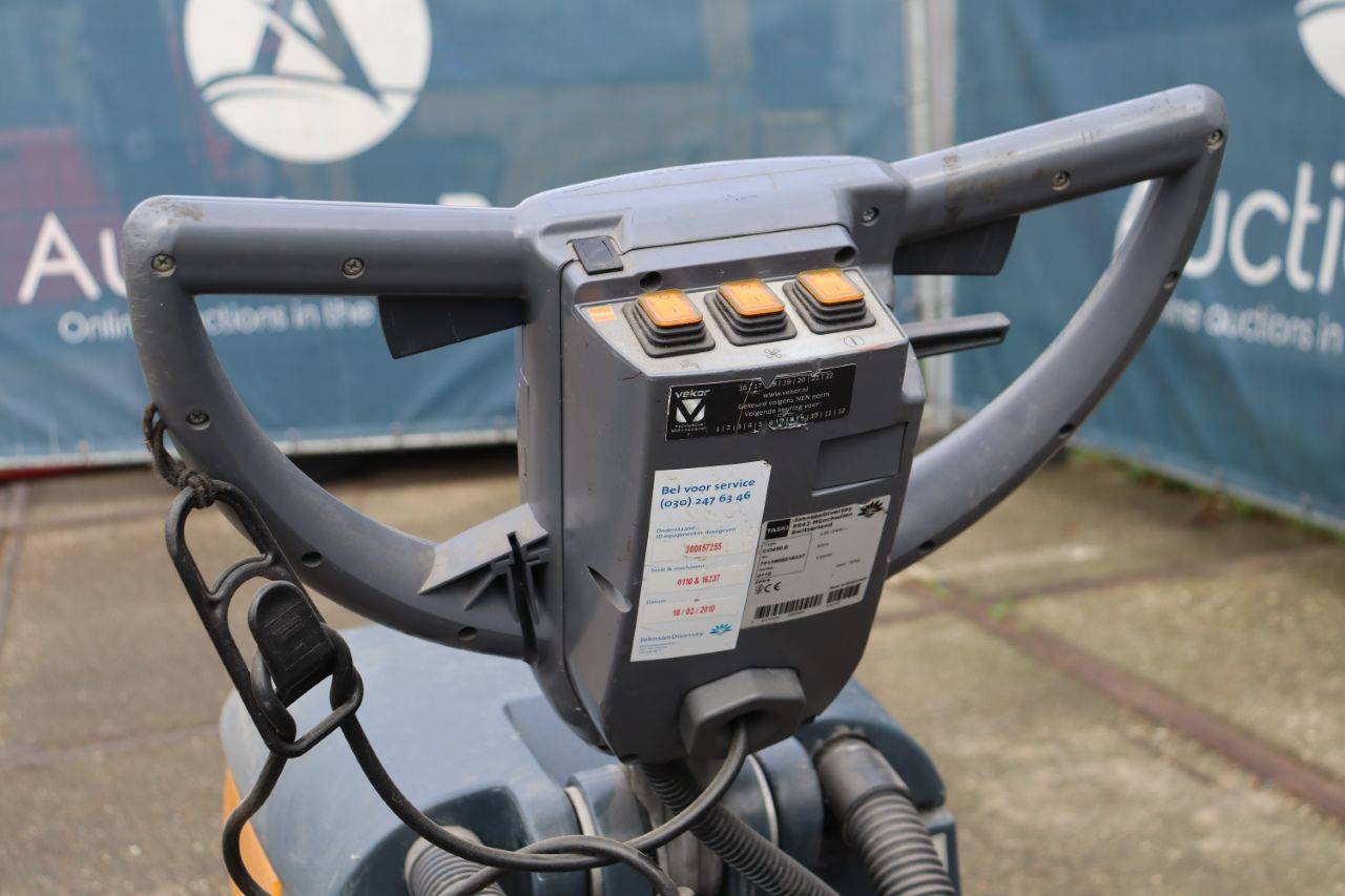 Schrobmachine Taski Swingo 450E Elektrisch 1500W veiling | Auc...