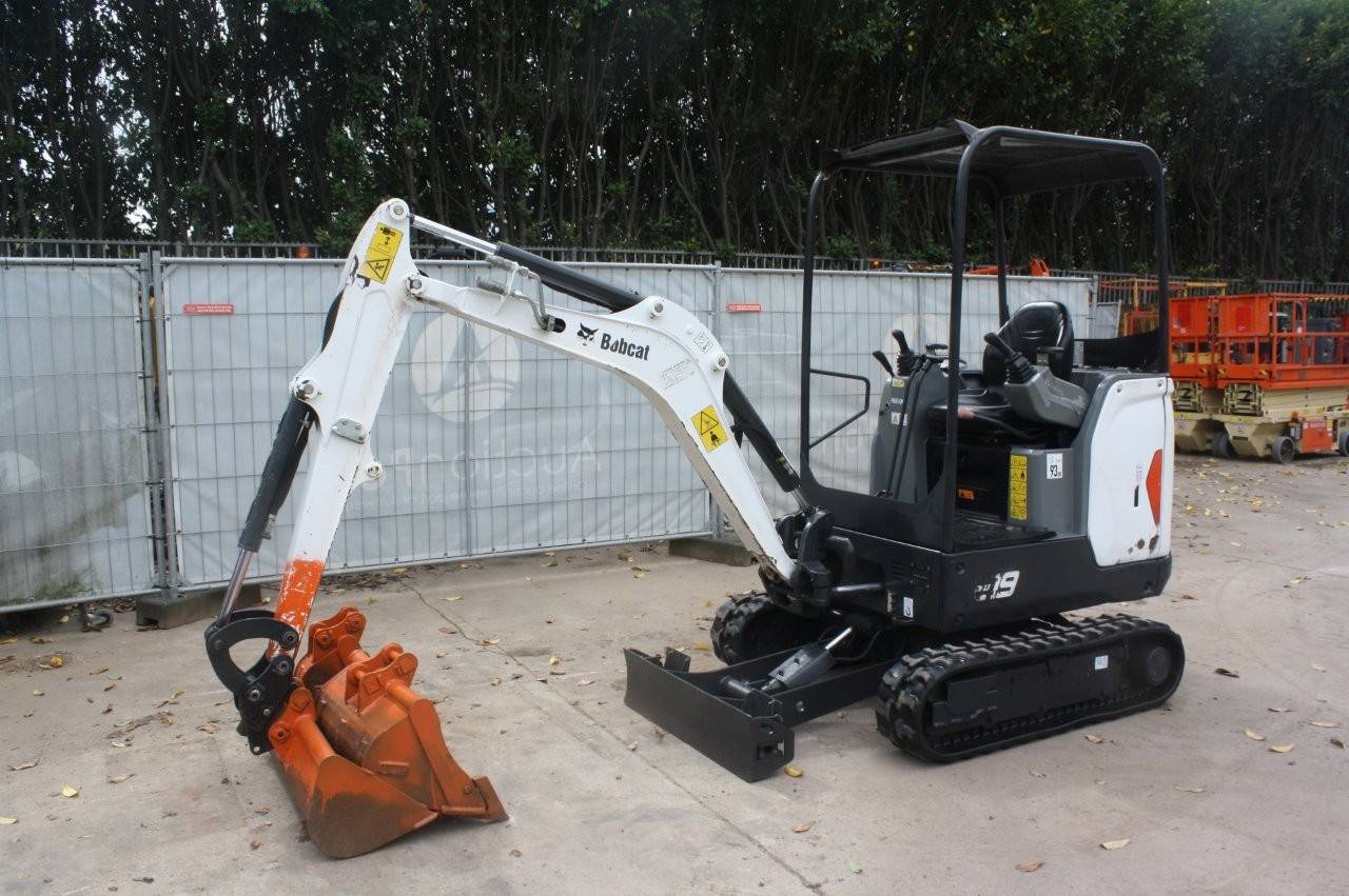 Mini excavator Bobcat E19 Diesel 10.2kW 2019