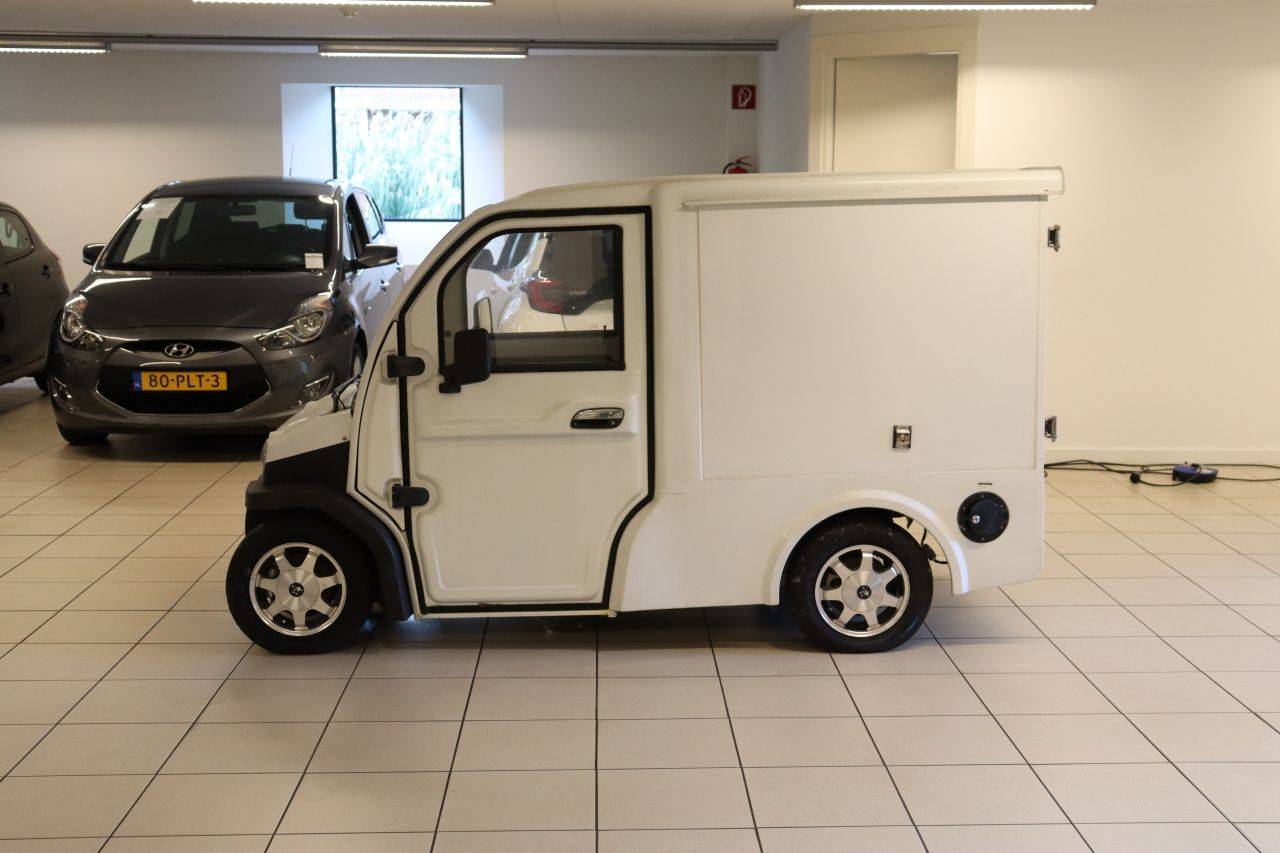 Van elétrica Jonway L7e-CU 5.4hp