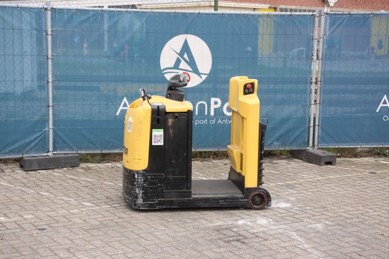 Hyster LO5.0T Electric Tractor 5000kg 2013