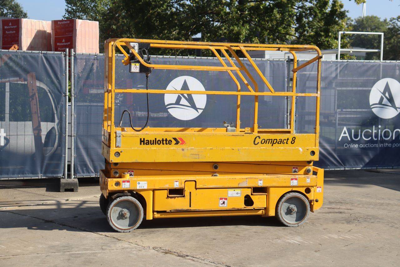 Schaarlift Haulotte Compact 8 Elektrisch