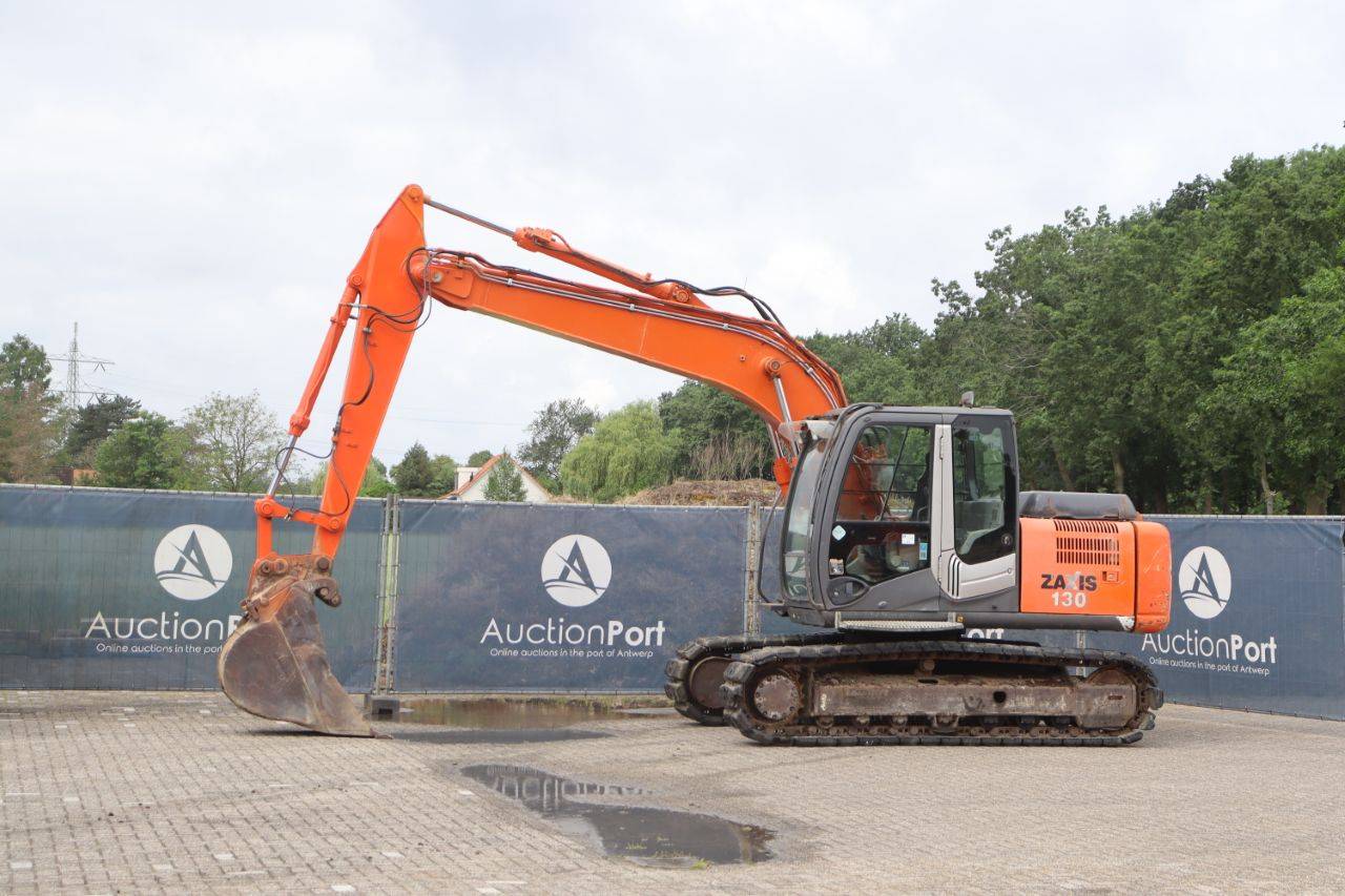 Crawler excavator Hitachi Zaxis ZX130-3 Diesel 69kW 2009