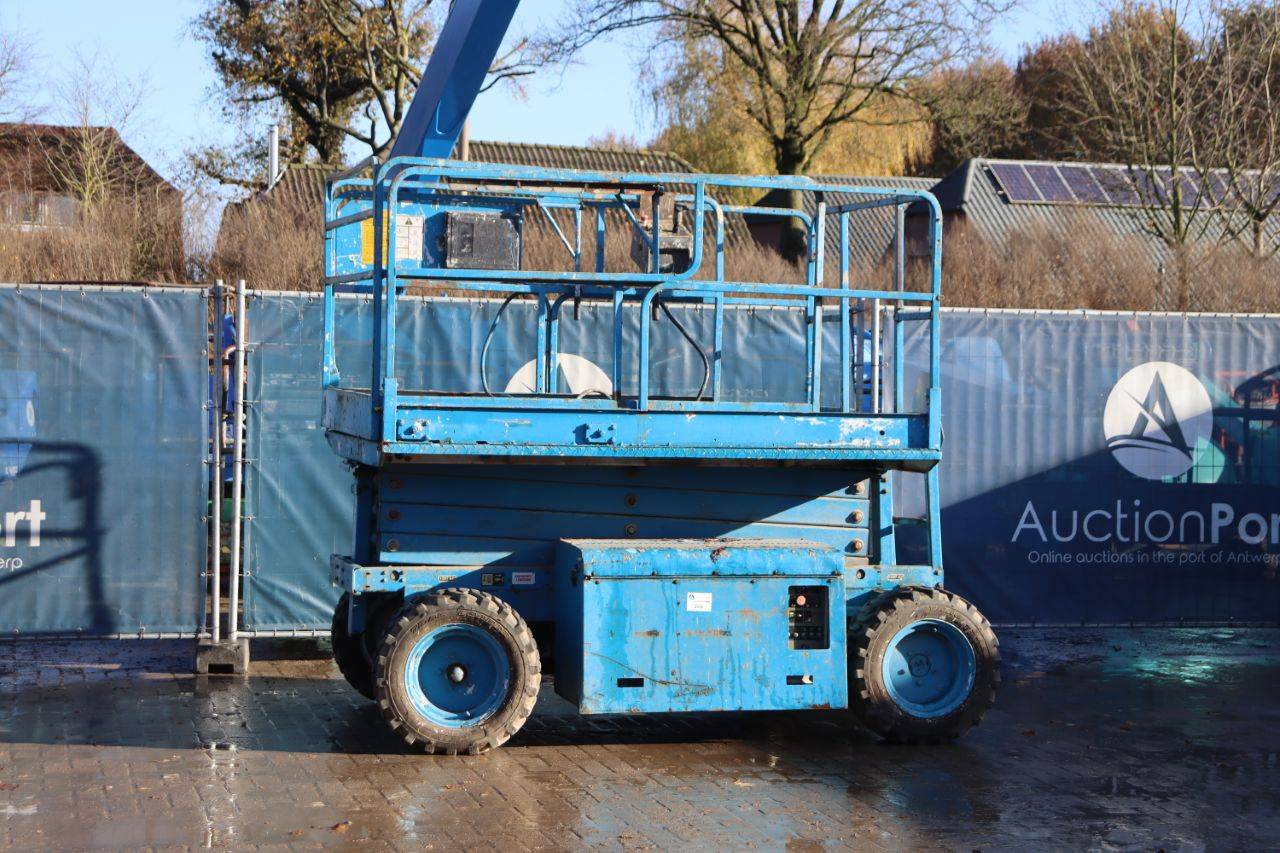 Scissor lift JLG 26-MRT Diesel 9.92m 1998