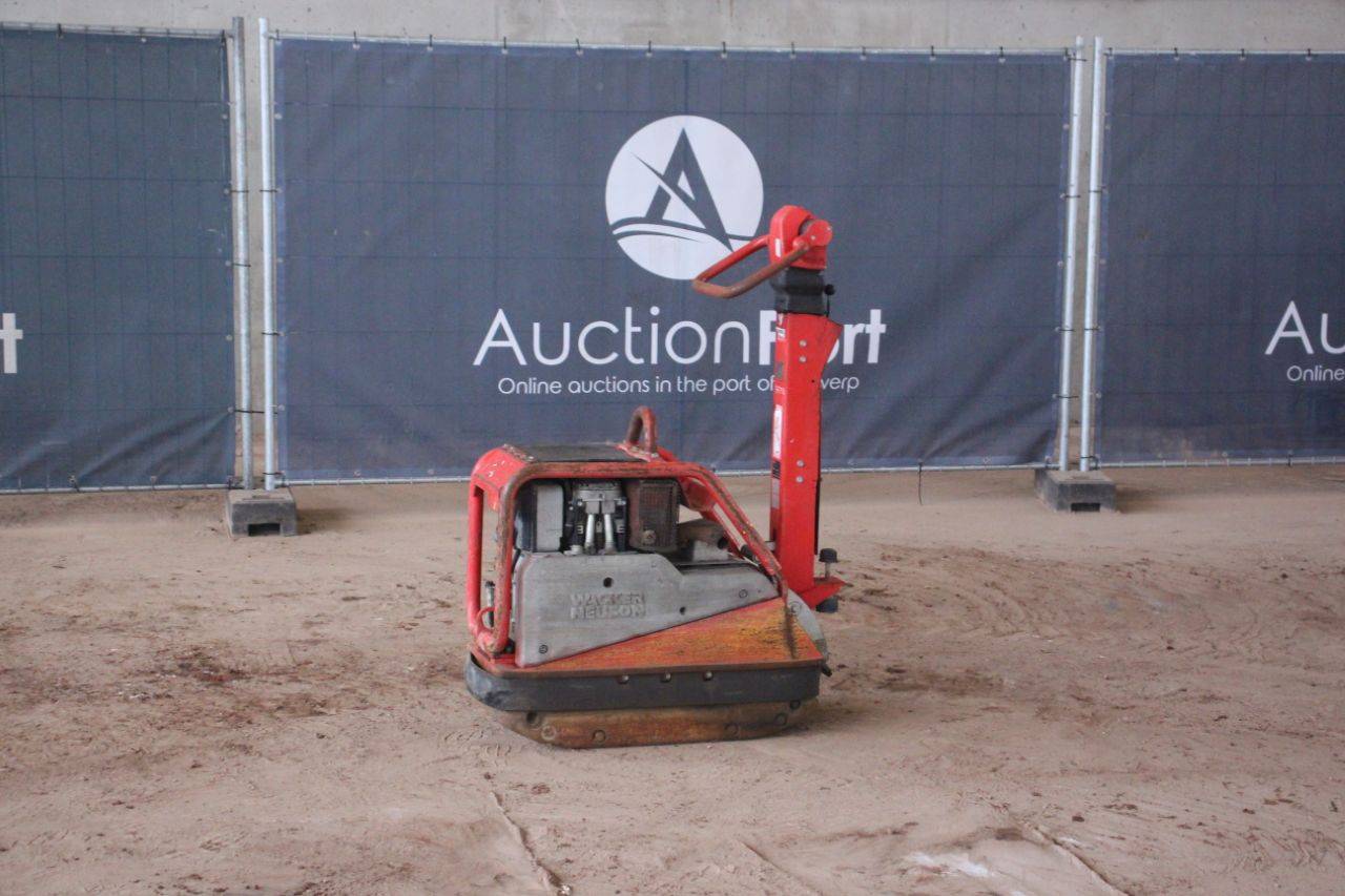 Vibrating plate Wacker Neuson DPU4545Hech Diesel 2021