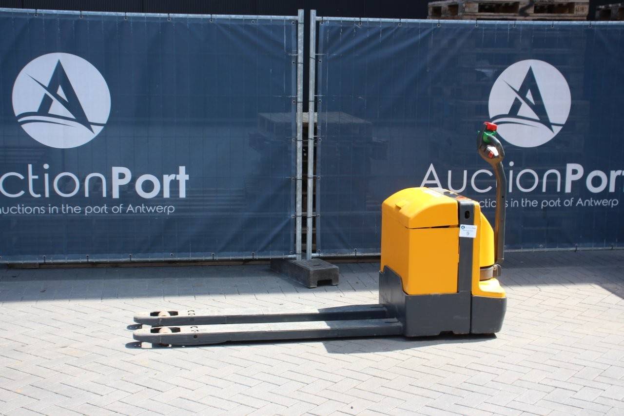 Pallet truck Jungheinrich EJE 222 Electric 2200kg 2006
