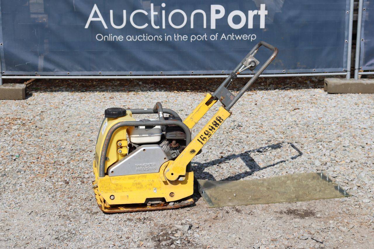 Trilplaat Wacker Neuson WPU 1550 Benzine