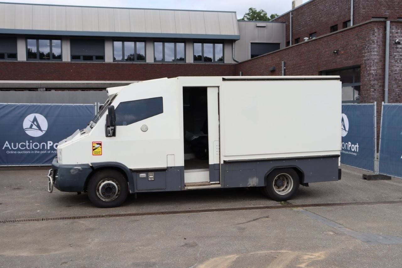 Gepantserde Bestelwagen Iveco Daily Diesel 2018
