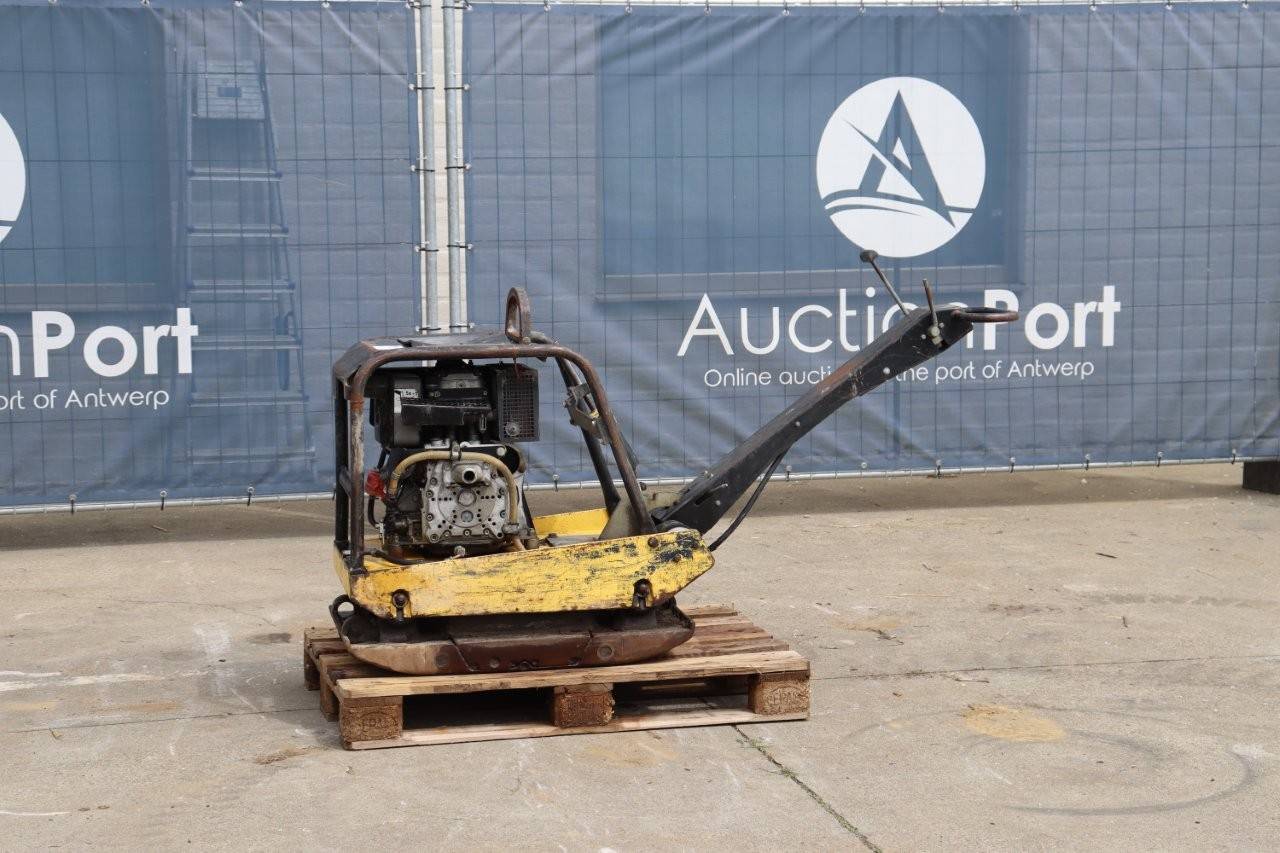 Vibrating plate Bomag BPR50/55D Diesel 1998