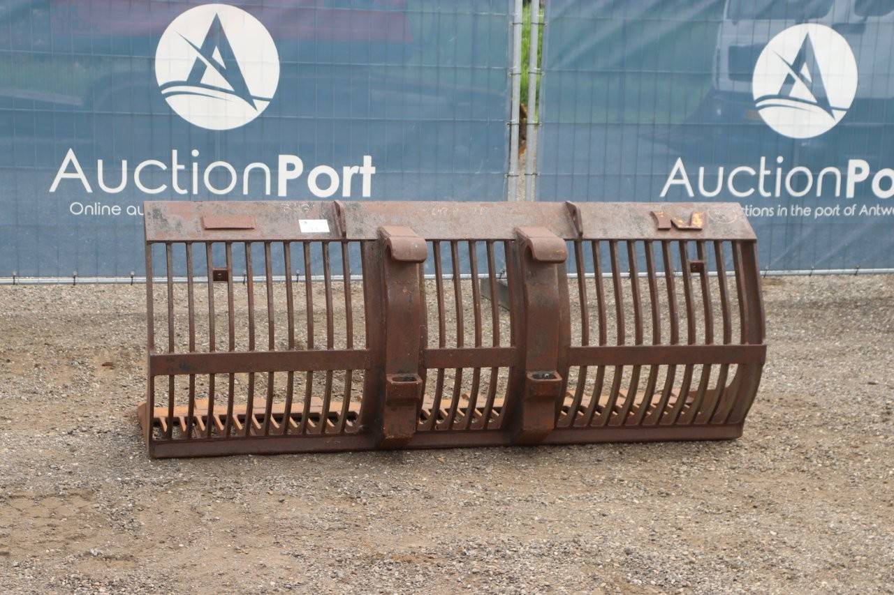 Excavator bucket