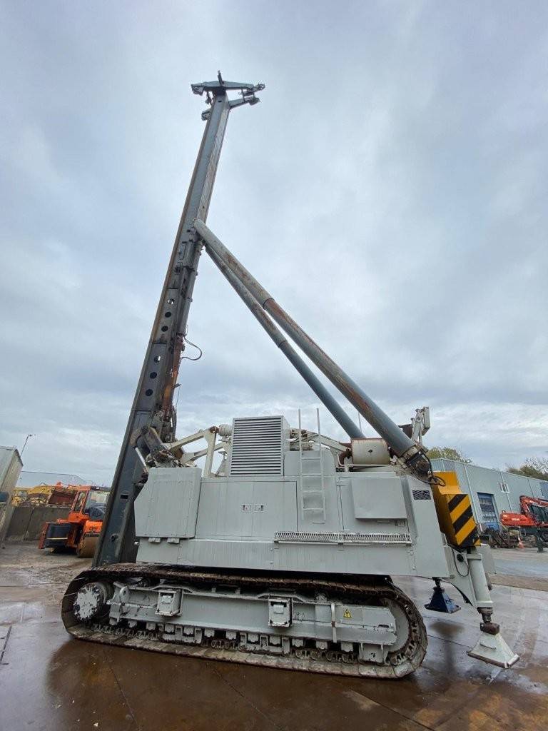 Crawler crane Hitachi KH150-3 Diesel 40000kg 1994