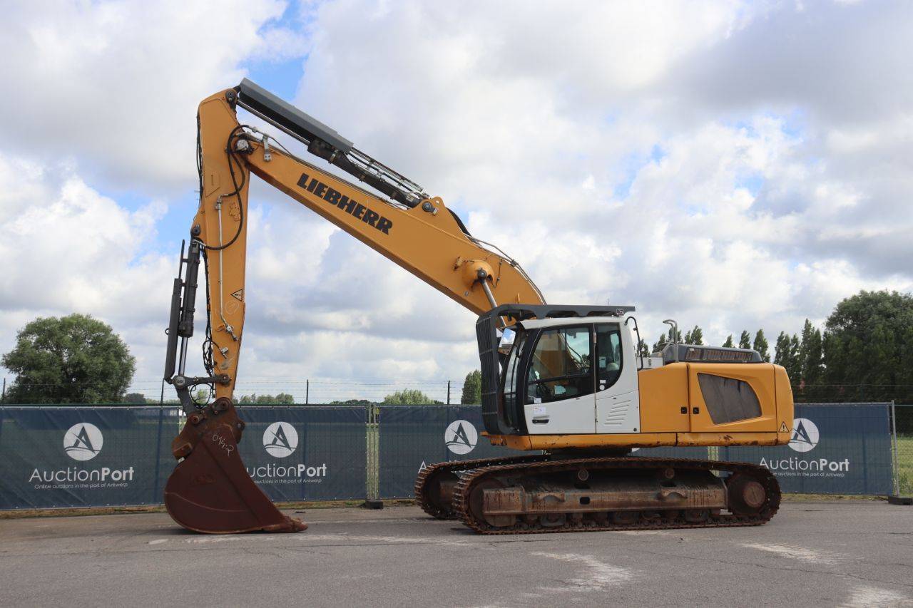 Crawler excavator Liebherr R936LC Diesel 170kW 2019
