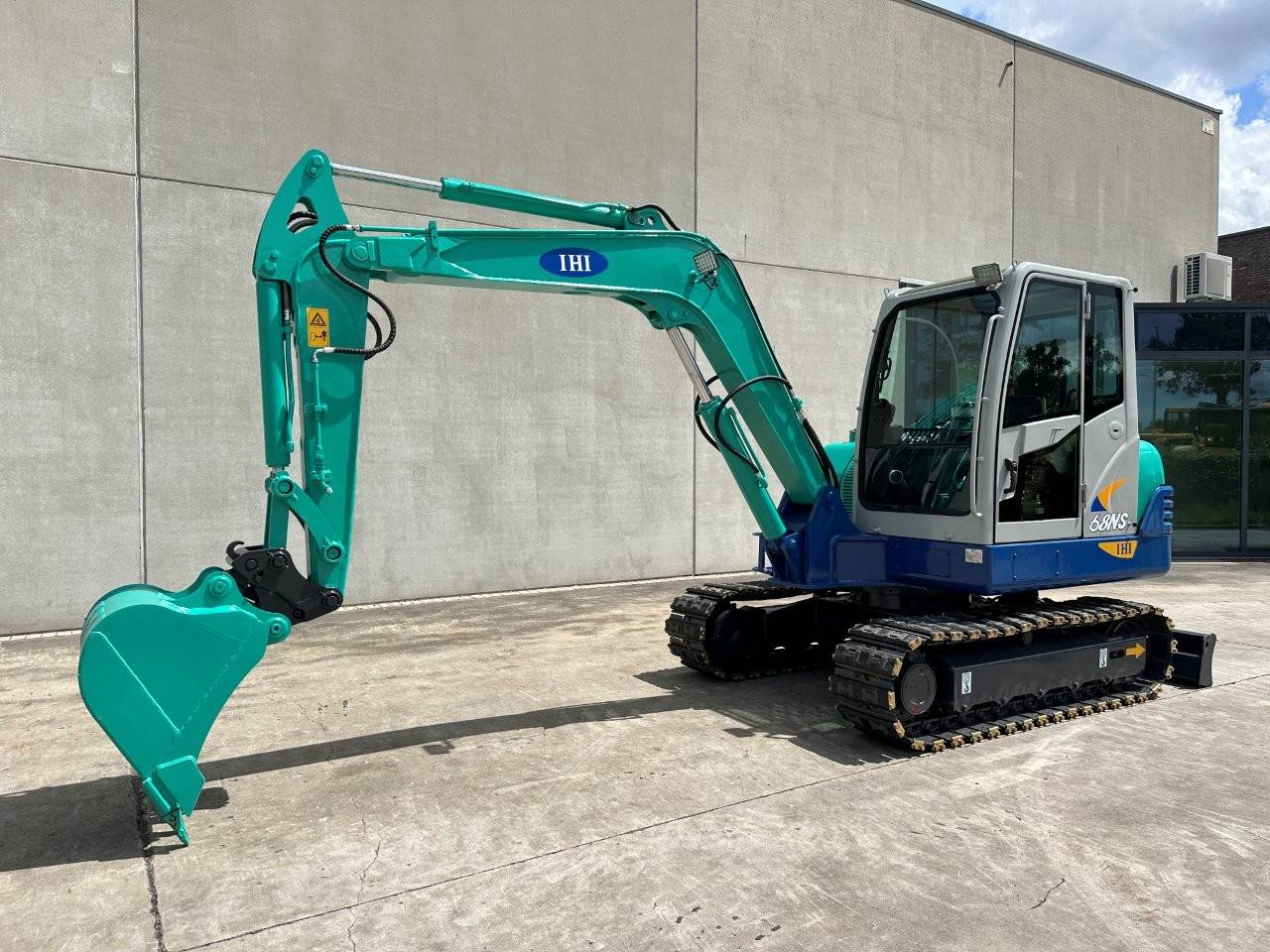 Midi excavator IHI 68 NS Diesel 2018