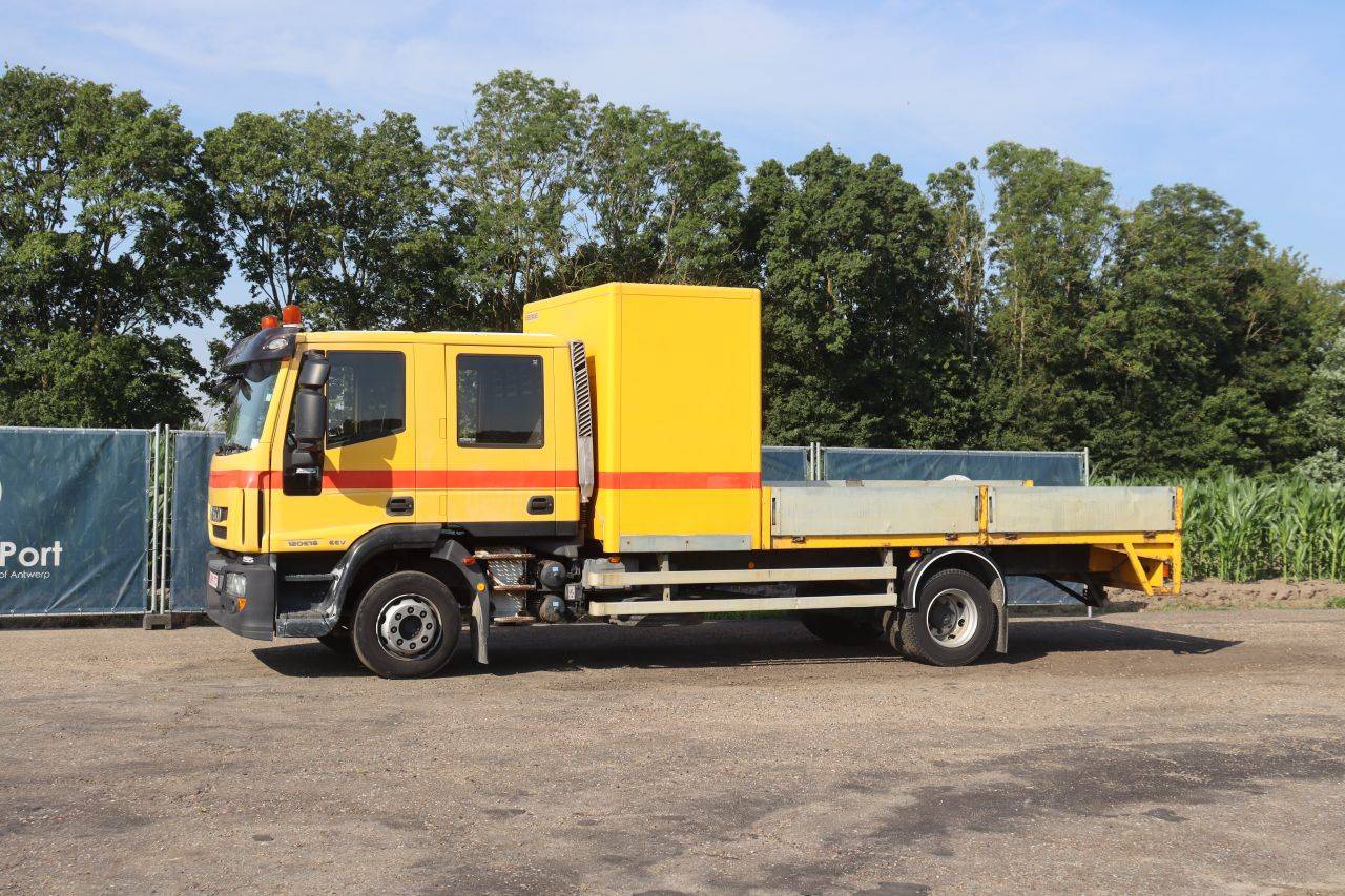 Autocarro furgonato Iveco Eurocargo 120E18 EEV Diesel 2009