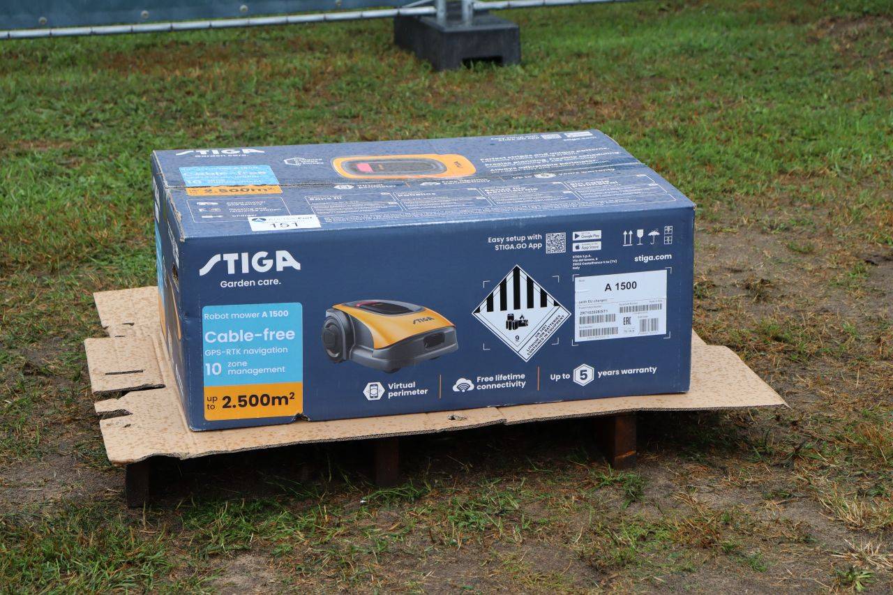 Robotmaaier Stiga A1500