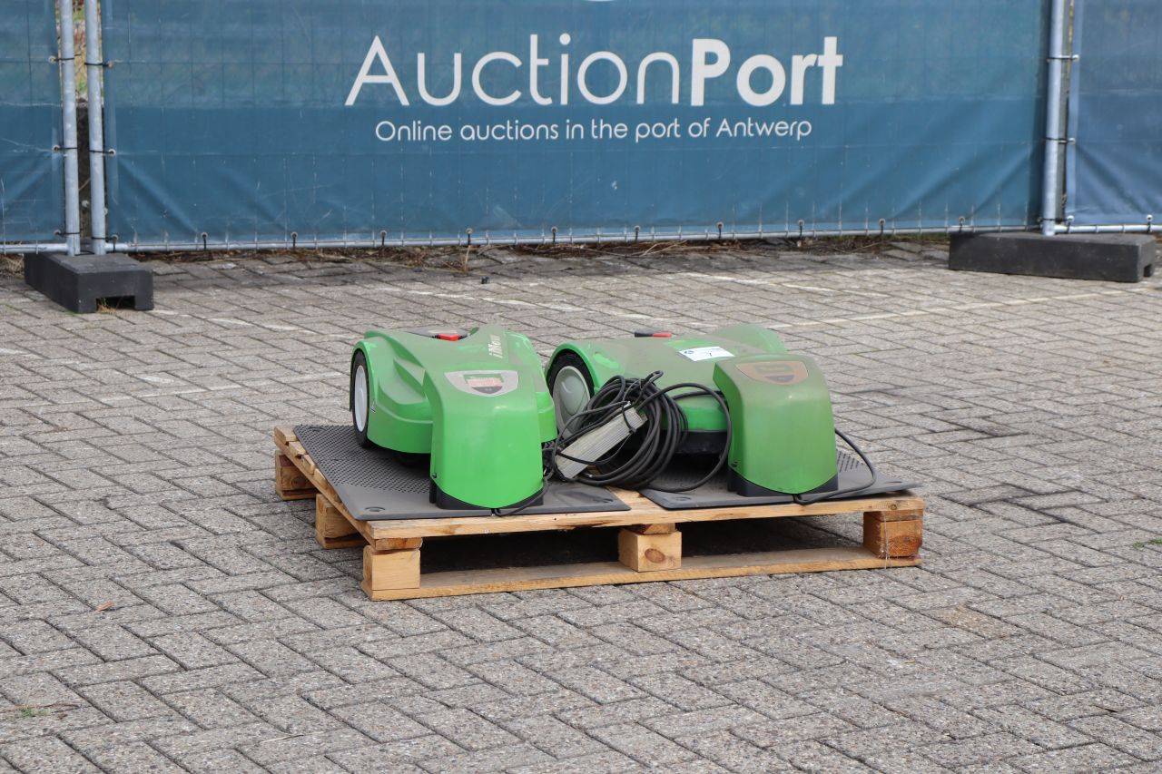 Viking iMow MI-422 and MI-632P Electric Robotic Mowers 42V 2 Pieces With Charging Stations