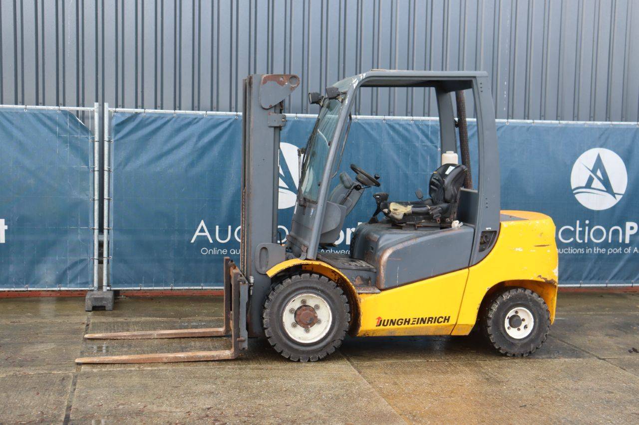 Forklift Jungheinrich Diesel 3000kg 4.7m